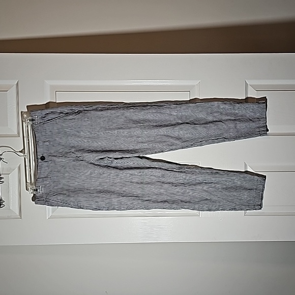 Uniqlo Linen Blend Striped Blue White Pants Size S 26 Trousers Cotton Slacks - Picture 1 of 9